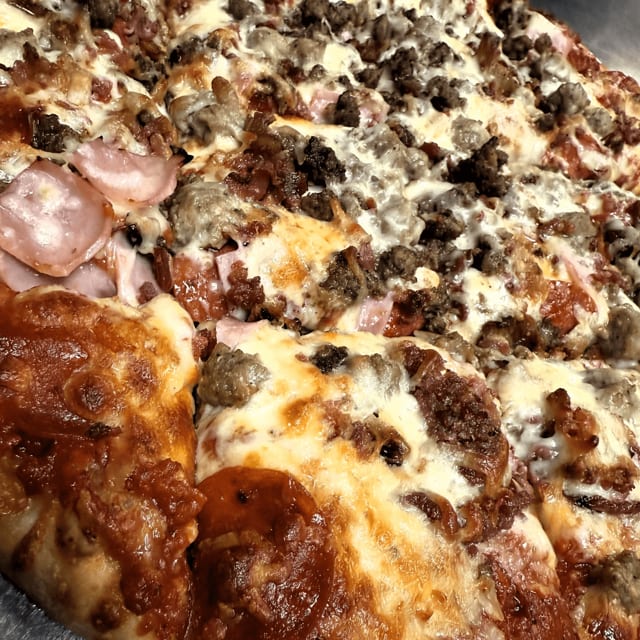 Meat Lover 16".